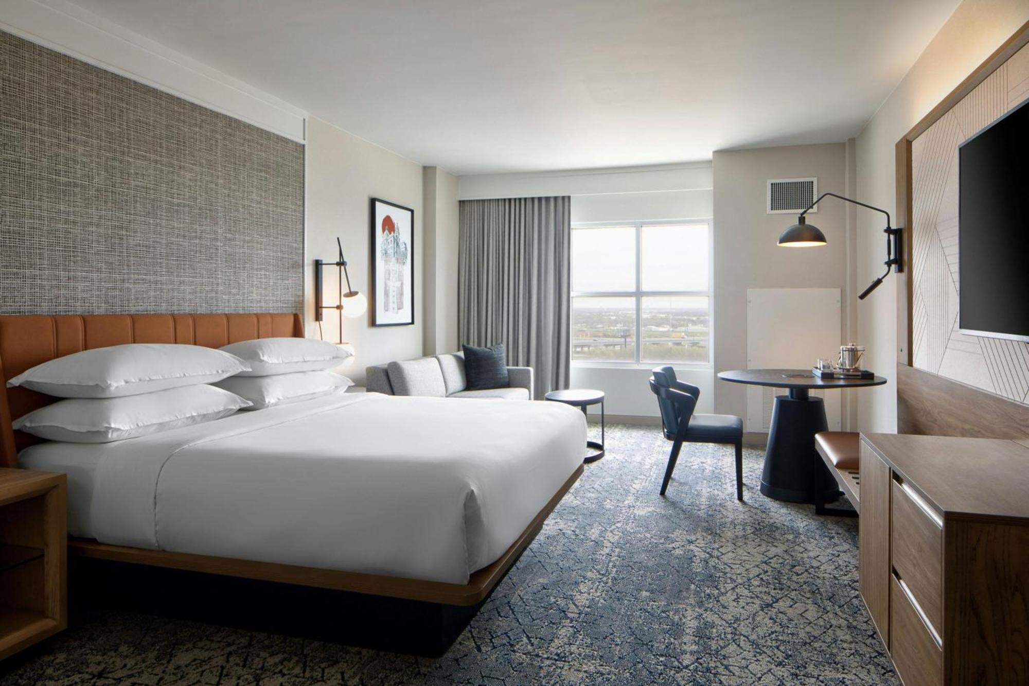 King Room,1576700765:JPEG